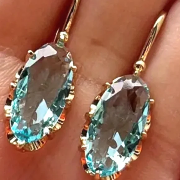 Gorgeous 14k Gold Plated water stone earrings. NWT Fast Ship. Top Seller. - Picture 3 of 5